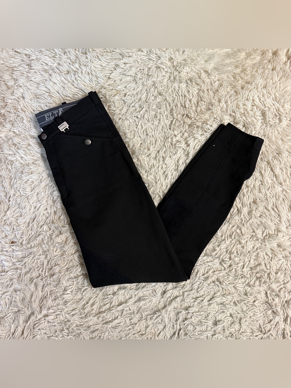 Women’s Size 32R Black ELT Full Seat Horseback Riding Breeches. Good Condition